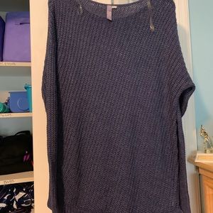Navy Blue Long sleeved sweater